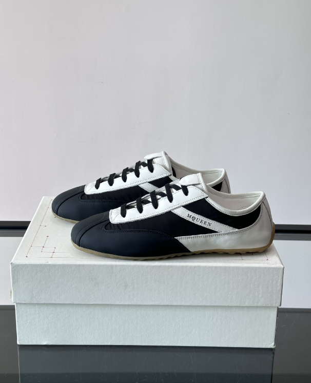 Alexander Mcqueen Boxe White/Grey Drip Sneakers