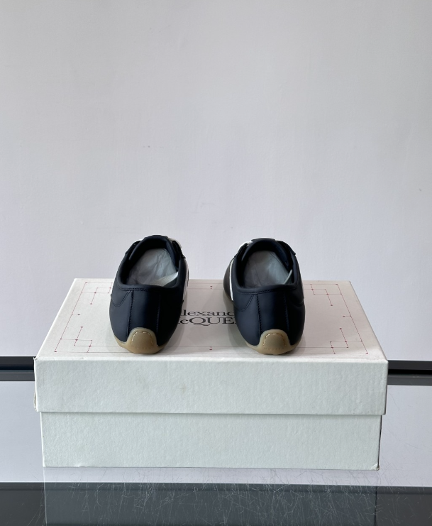 Alexander Mcqueen Black Drip Sneakers