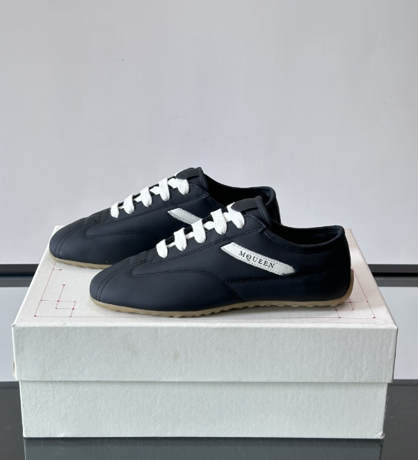 Alexander Mcqueen Black Drip Sneakers