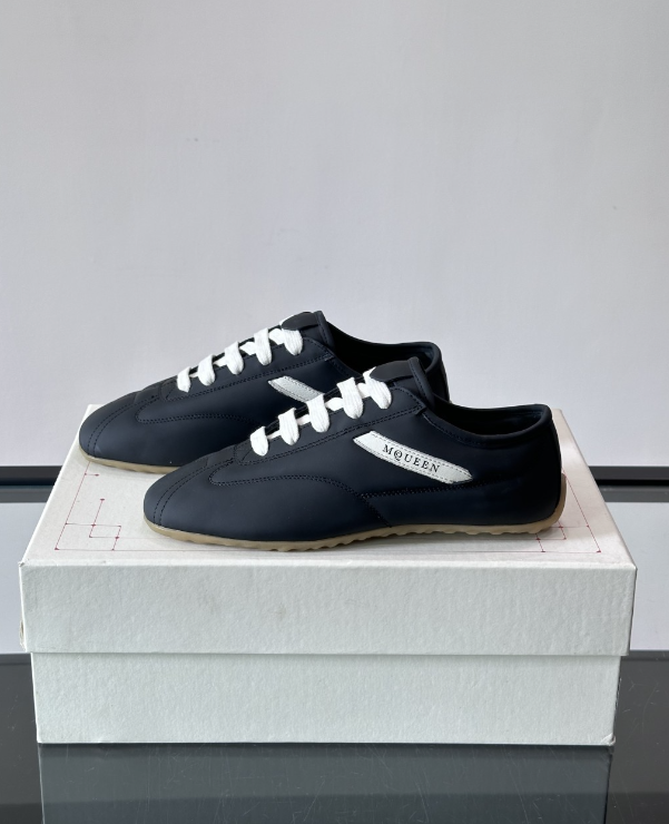 Alexander Mcqueen Black Drip Sneakers