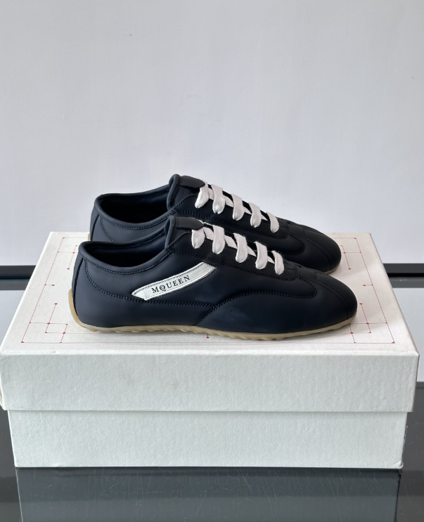 Alexander Mcqueen Black Drip Sneakers