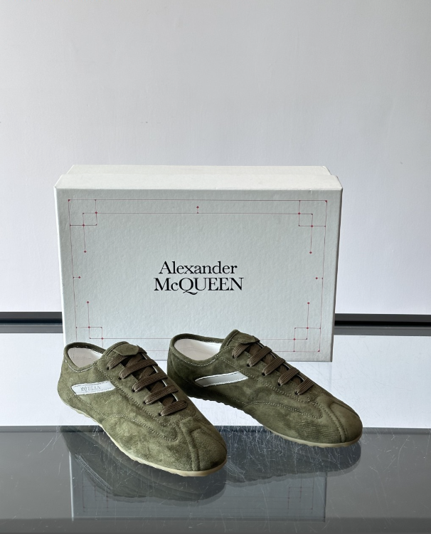 Alexander Mcqueen Dark Green Drip Sneakers