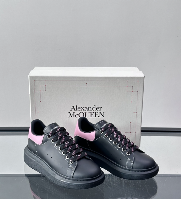 Alexander McQueen Oversized Black Pink Drip Sneakers