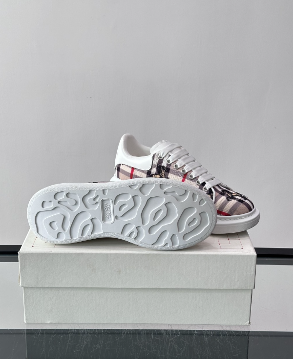Alexander McQueen Oversized White Multicolor Drip Sneakers