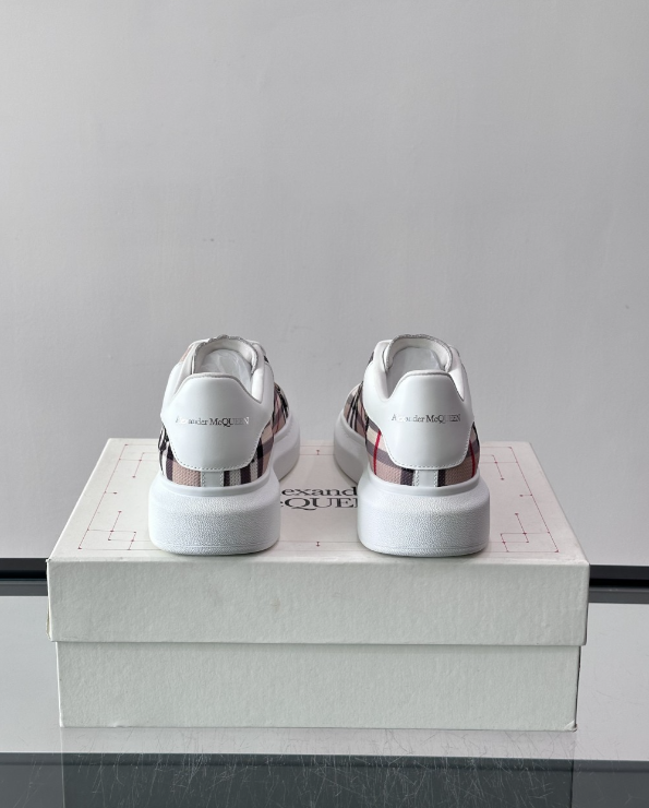 Alexander McQueen Oversized White Multicolor Drip Sneakers