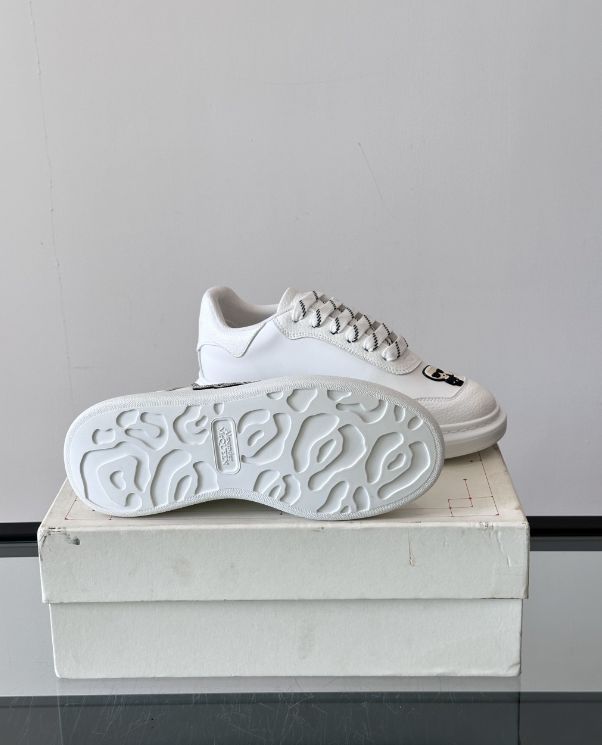 Alexander McQueen Oversized White Drip Sneakers