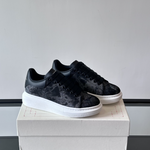 Alexander McQueen Oversized Black/White Drip Sneakers