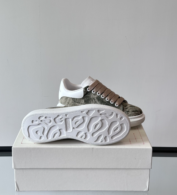 Alexander McQueen Oversized Green Drip Sneakers