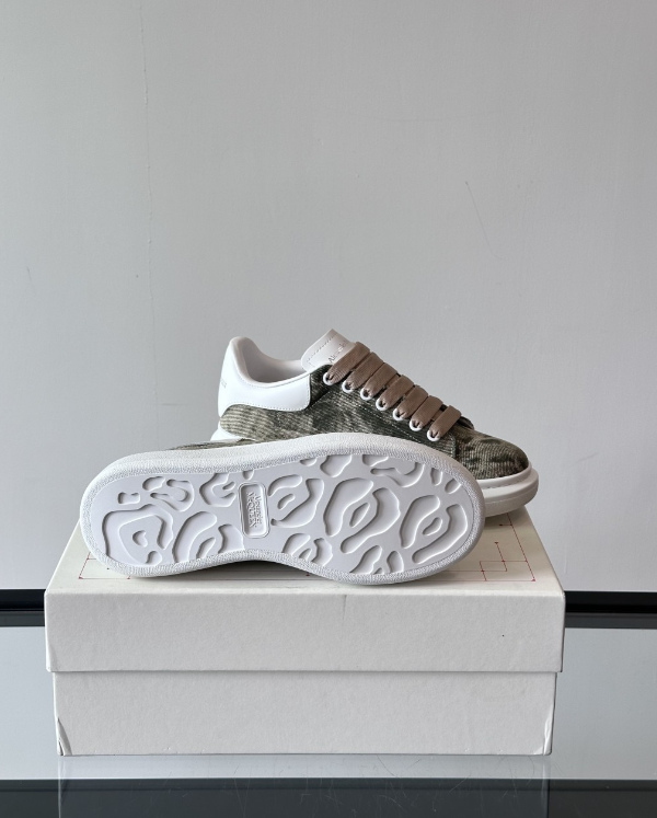 Alexander McQueen Oversized Green Drip Sneakers