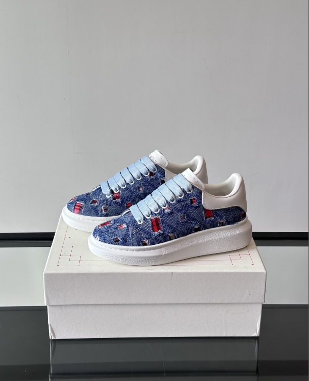 Alexander McQueen Oversized Blue Drip Sneakers