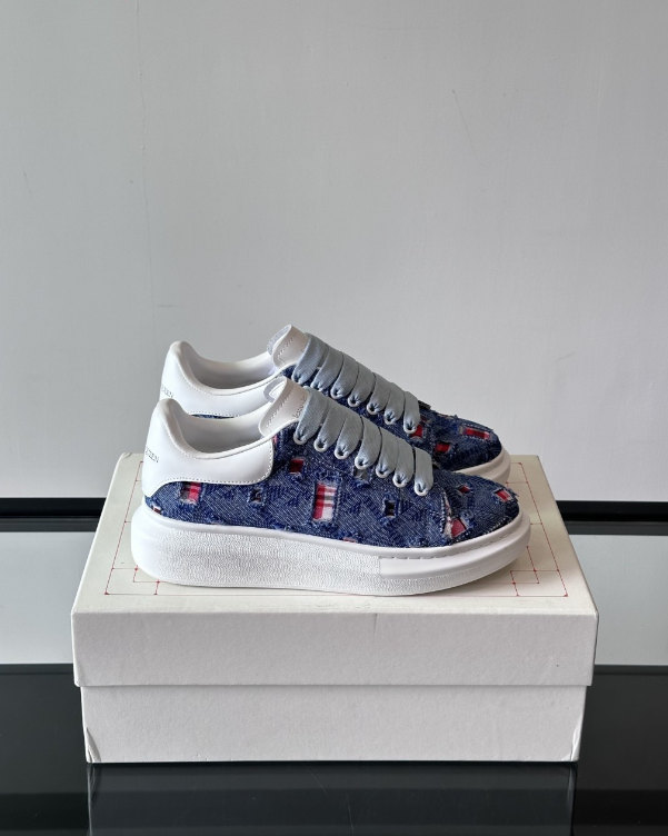 Alexander McQueen Oversized Blue Drip Sneakers