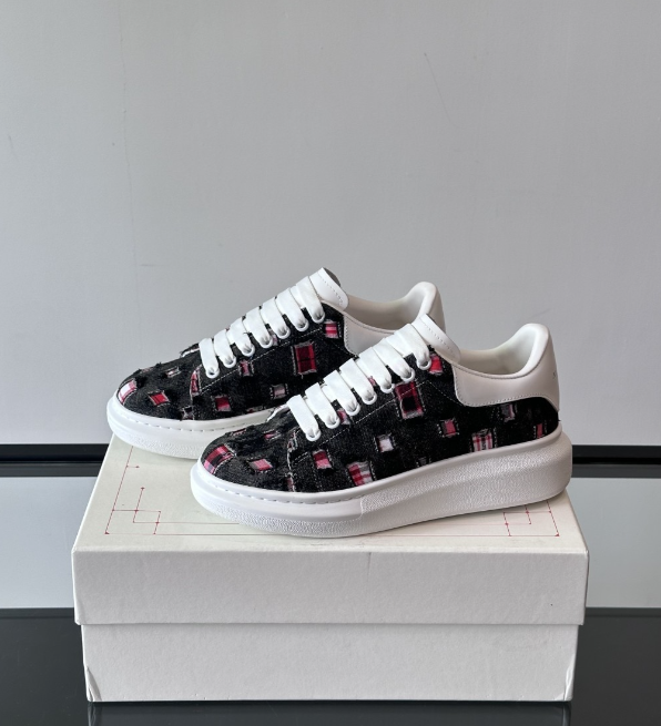 Alexander McQueen Oversized Drip Sneakers