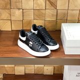 Alexander McQueen Oversized Black/White Drip Sneakers