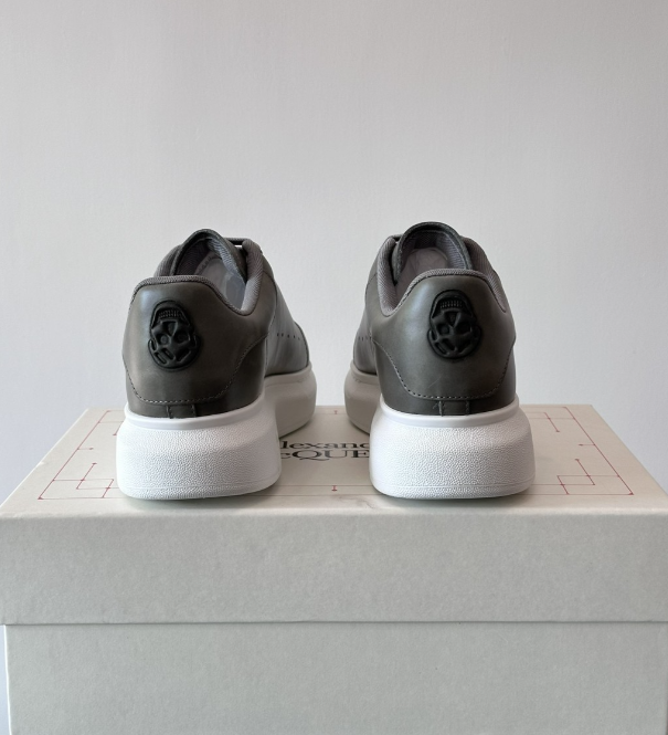 Alexander McQueen Oversized White Grey Drip Sneakers