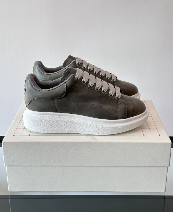 Alexander McQueen Oversized White Grey Drip Sneakers