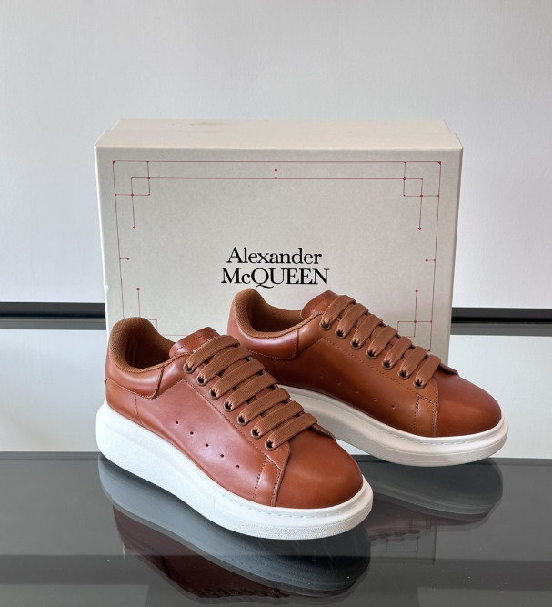 Alexander McQueen Oversized White/Orange Drip Sneakers