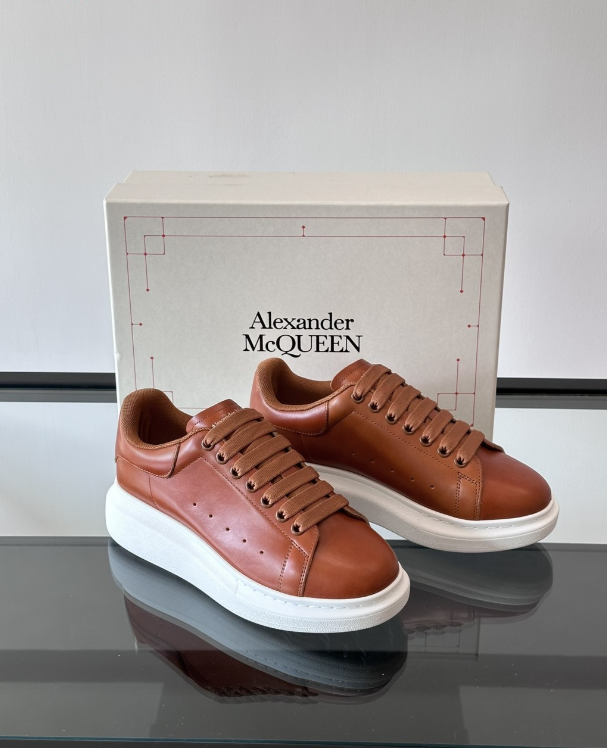 Alexander McQueen Oversized White/Orange Drip Sneakers