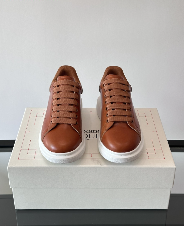 Alexander McQueen Oversized White/Orange Drip Sneakers