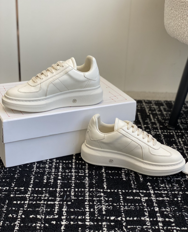 Alexander McQueen Oversized White Drip Sneakers