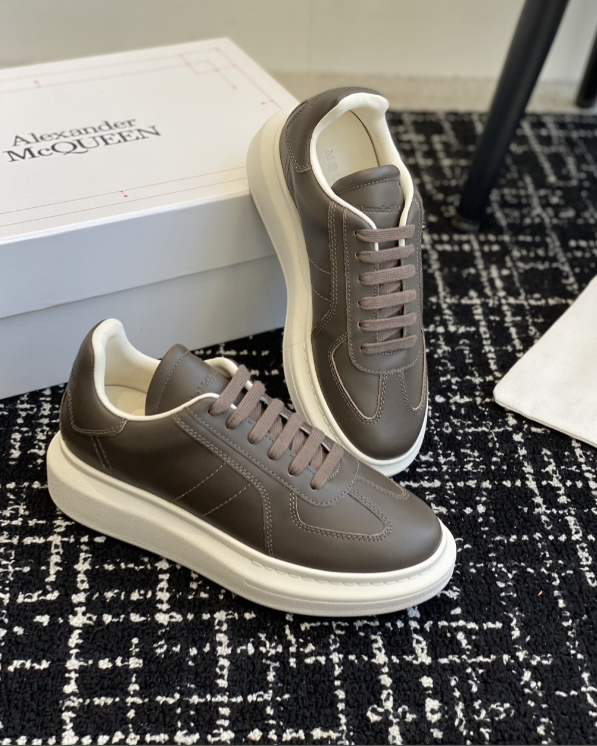 Alexander McQueen Oversized Brow Drip Sneakers