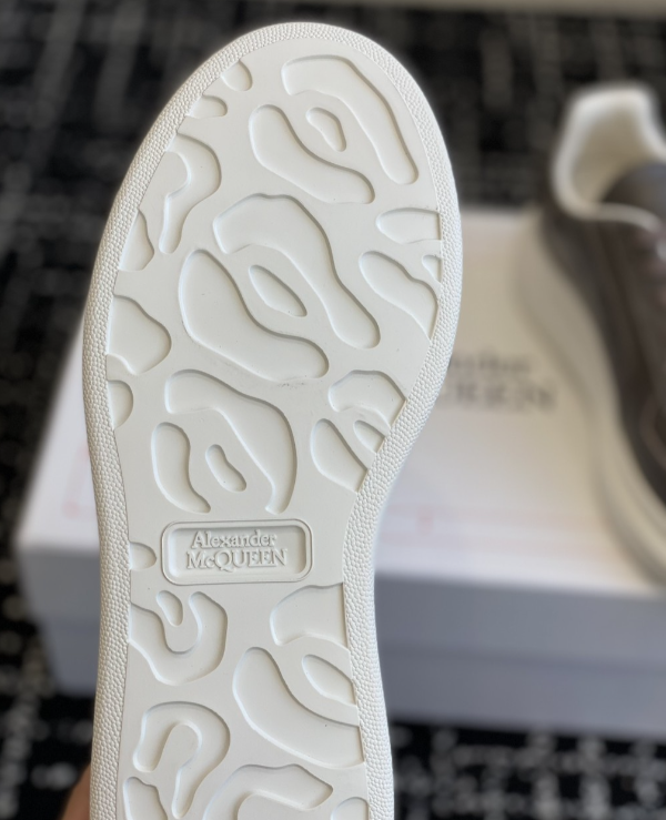 Alexander McQueen Oversized Brow Drip Sneakers
