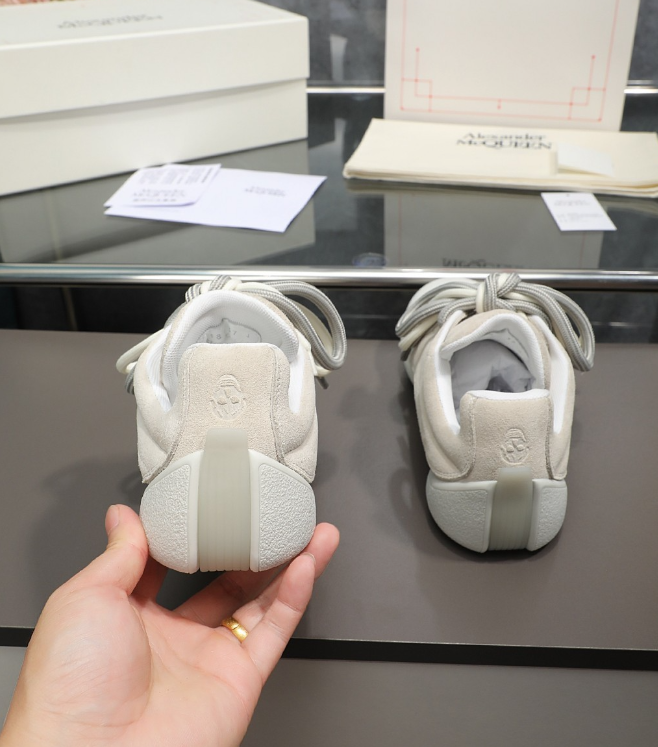 Alexander McQueen Flexion Grey Drip Sneakers