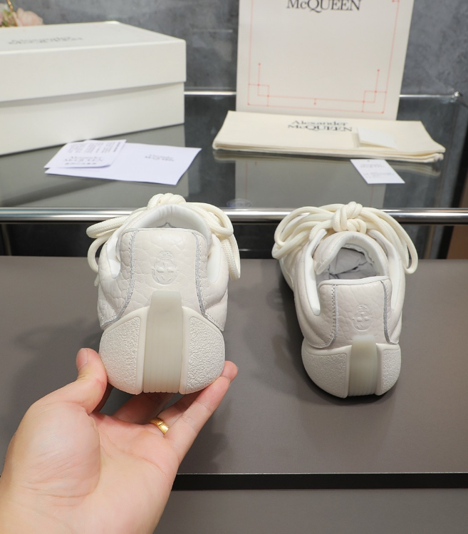 Alexander McQueen Flexion White Drip Sneakers