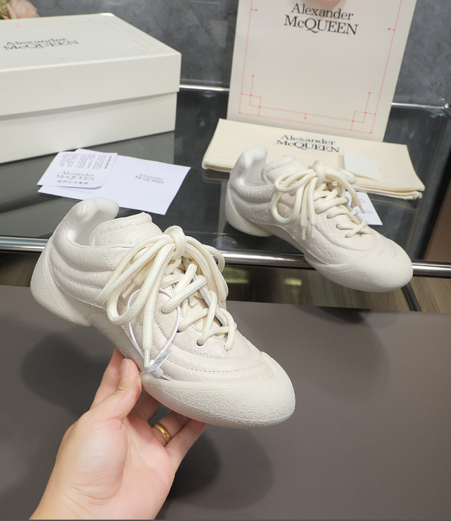 Alexander McQueen Flexion White Drip Sneakers