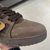 Trainer Brown