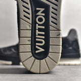Trainer Black