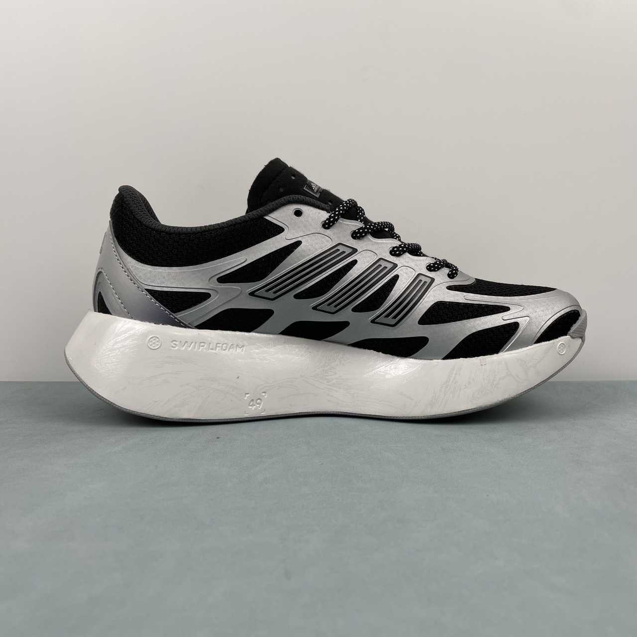 Adizero Aruku White Black