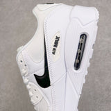 90 White and Black