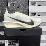 ZoomX Vaporfly Next% 4 Light Grey