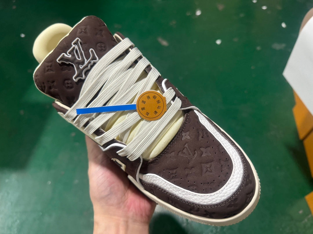 Trainer Brown