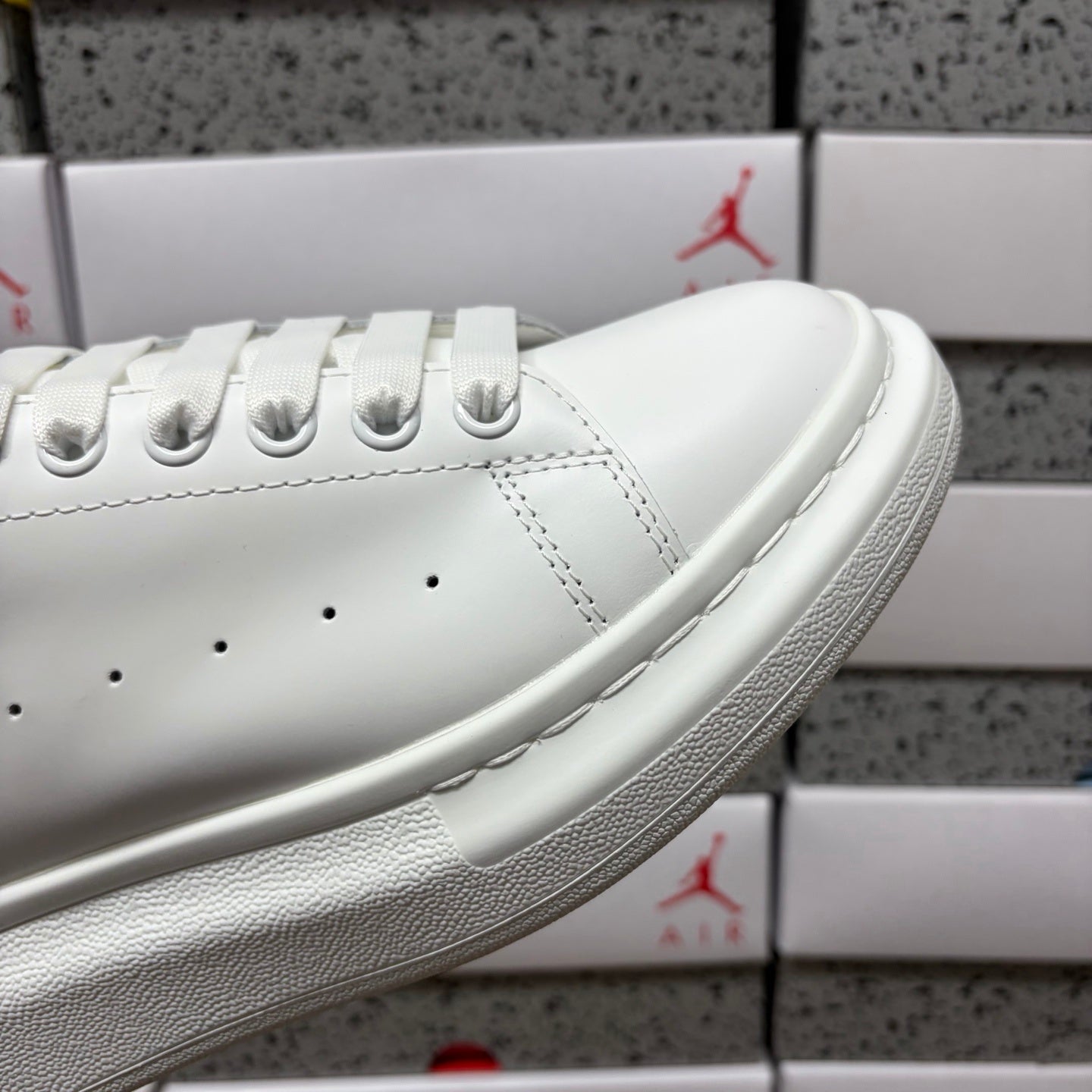 Alexander McQueen Grey Suede Drip Sneakers