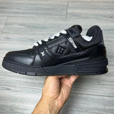 Trainer Black