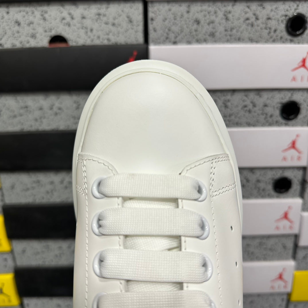 Alexander McQueen Low Gold Drip Sneakers