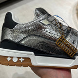 Trainer Dark Silver