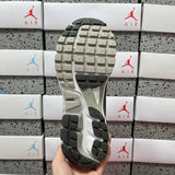 Vomero 5 Metallic Silver