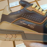 Trainer Brown