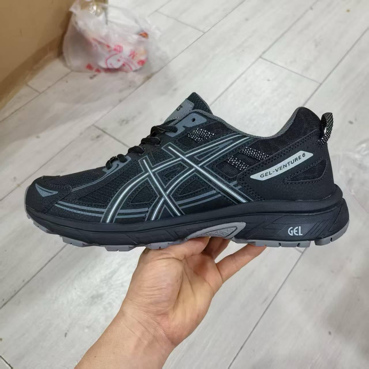 Gel-Venture 6 Black