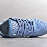 Trainer Light Blue