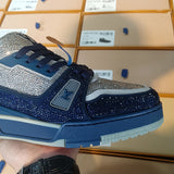 Trainer Blue