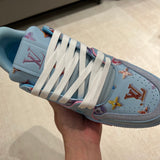 Trainer Blue