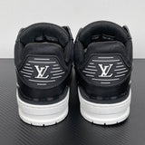 Trainer Black and White Sole