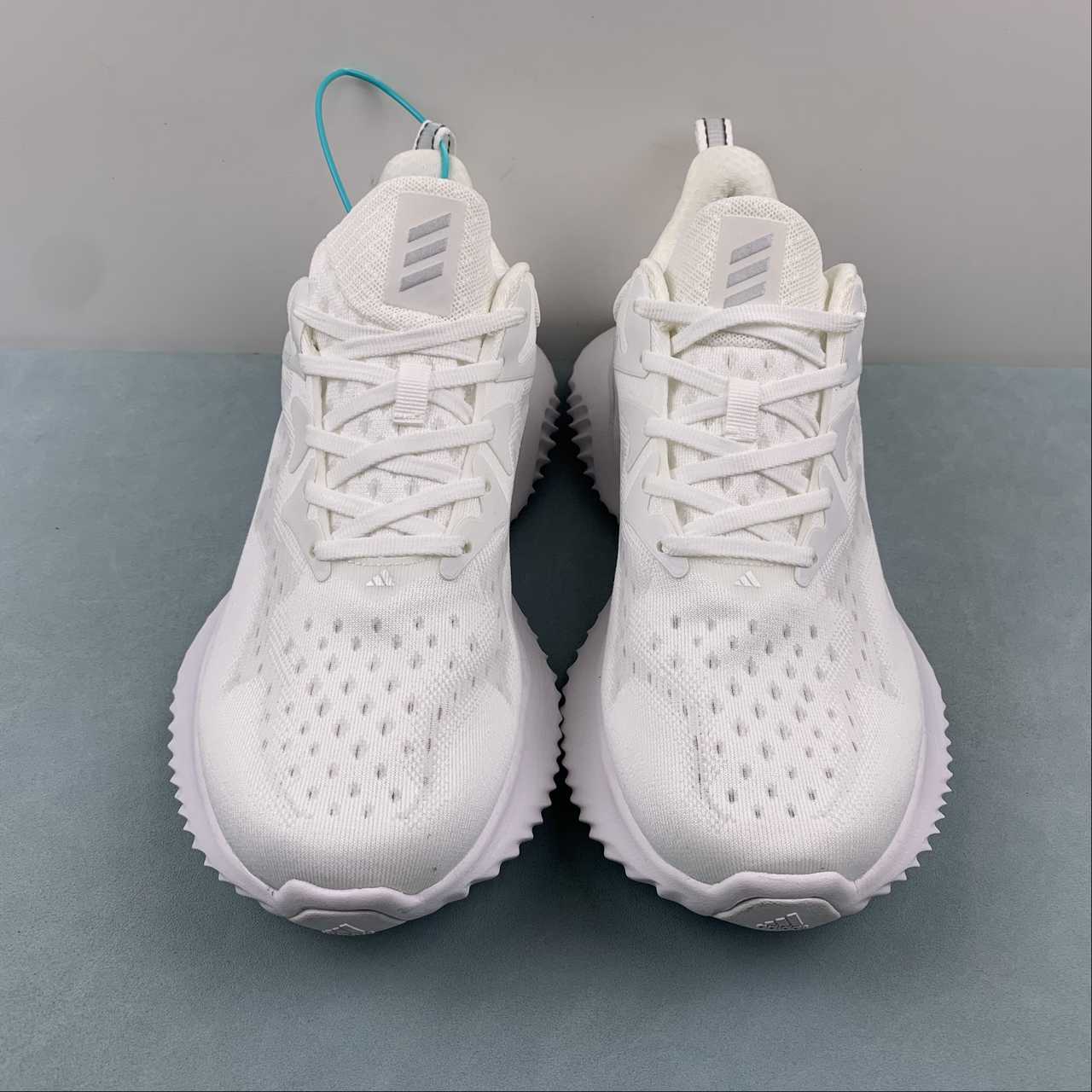 AD Switch Fwd All White