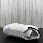 Alexander McQueen em Camurça Drip Sneakers