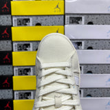 Campus Beige & White