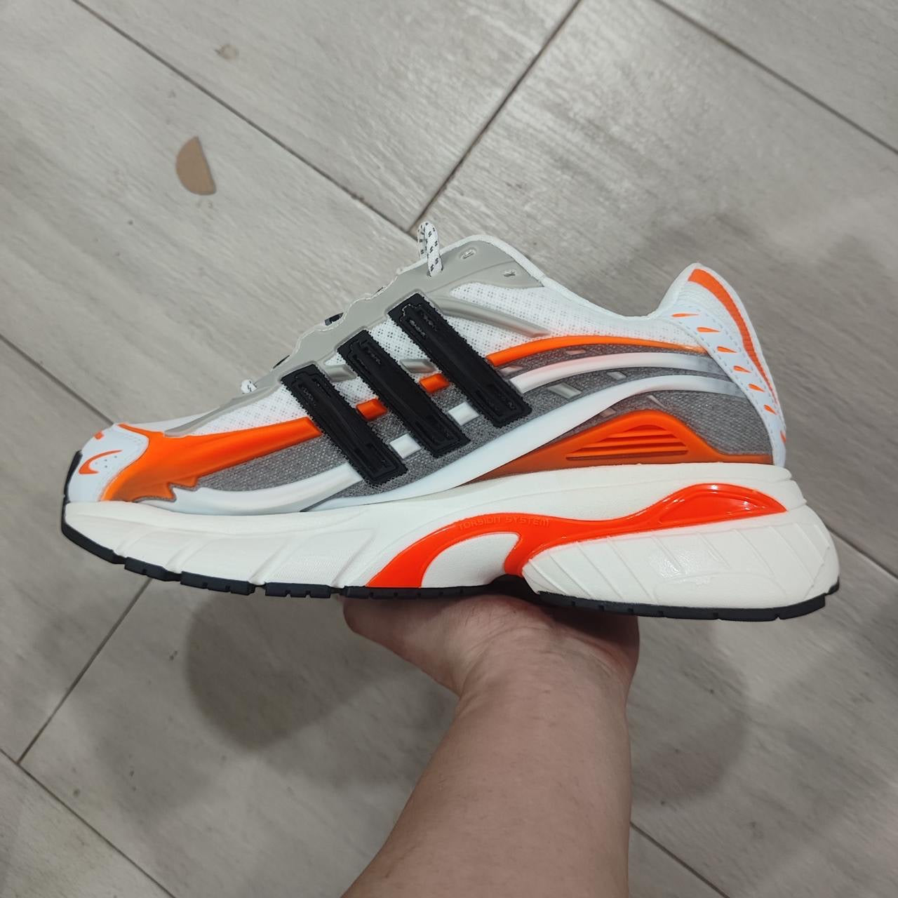 Pharrell x Adidas Adistar Jellyfish