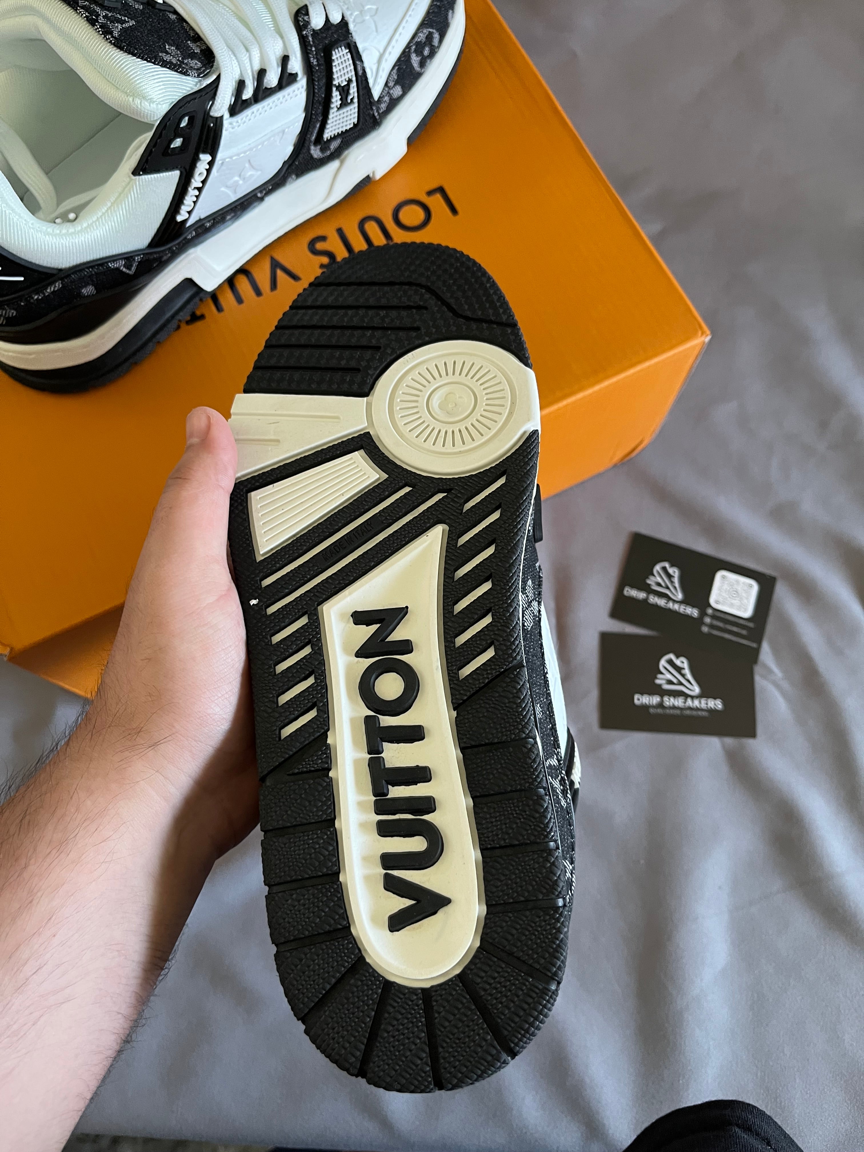 Trainer Black and White Drip Sneakers